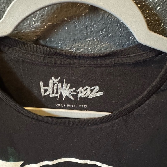 Men’s Blink-182 Graphic Short Sleeve T-Shirt - Black - Picture 2 of 3